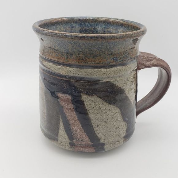 Evelyn LaMers Glazed Studio Pottery Mug - Picture 2 of 10